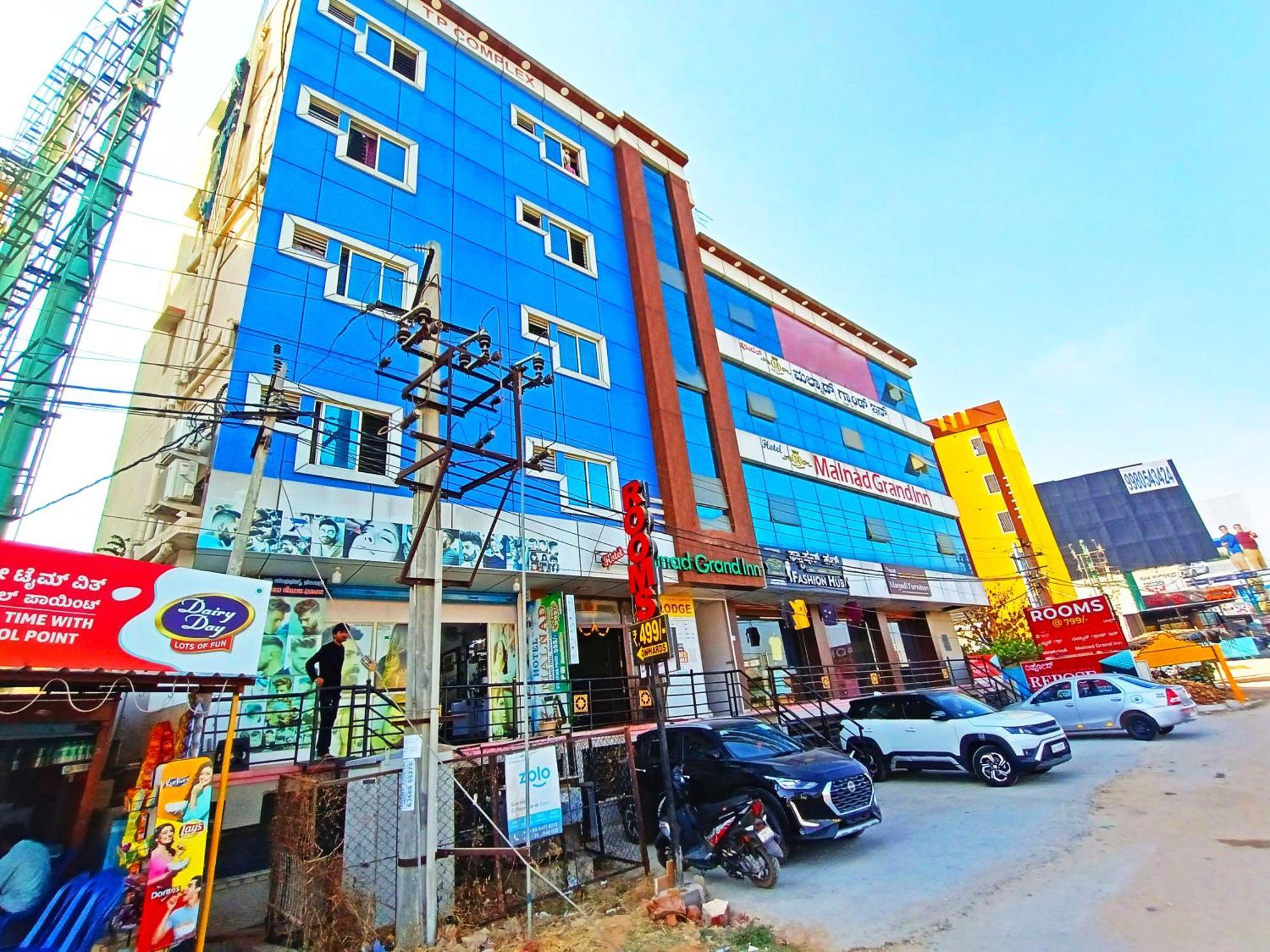 Hotel Malnad Grand Inn Kumbalgod Bagian luar foto