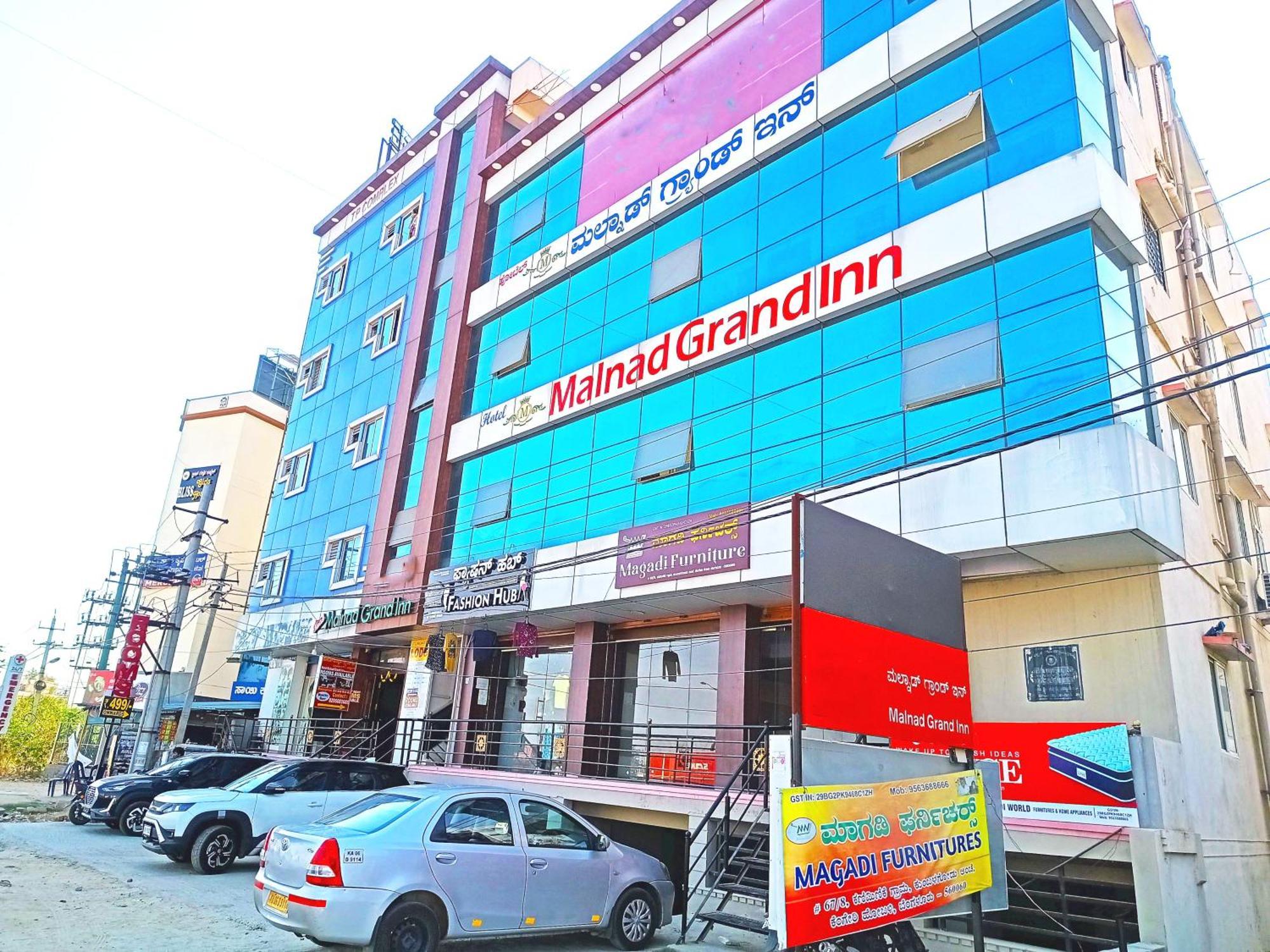 Hotel Malnad Grand Inn Kumbalgod Bagian luar foto
