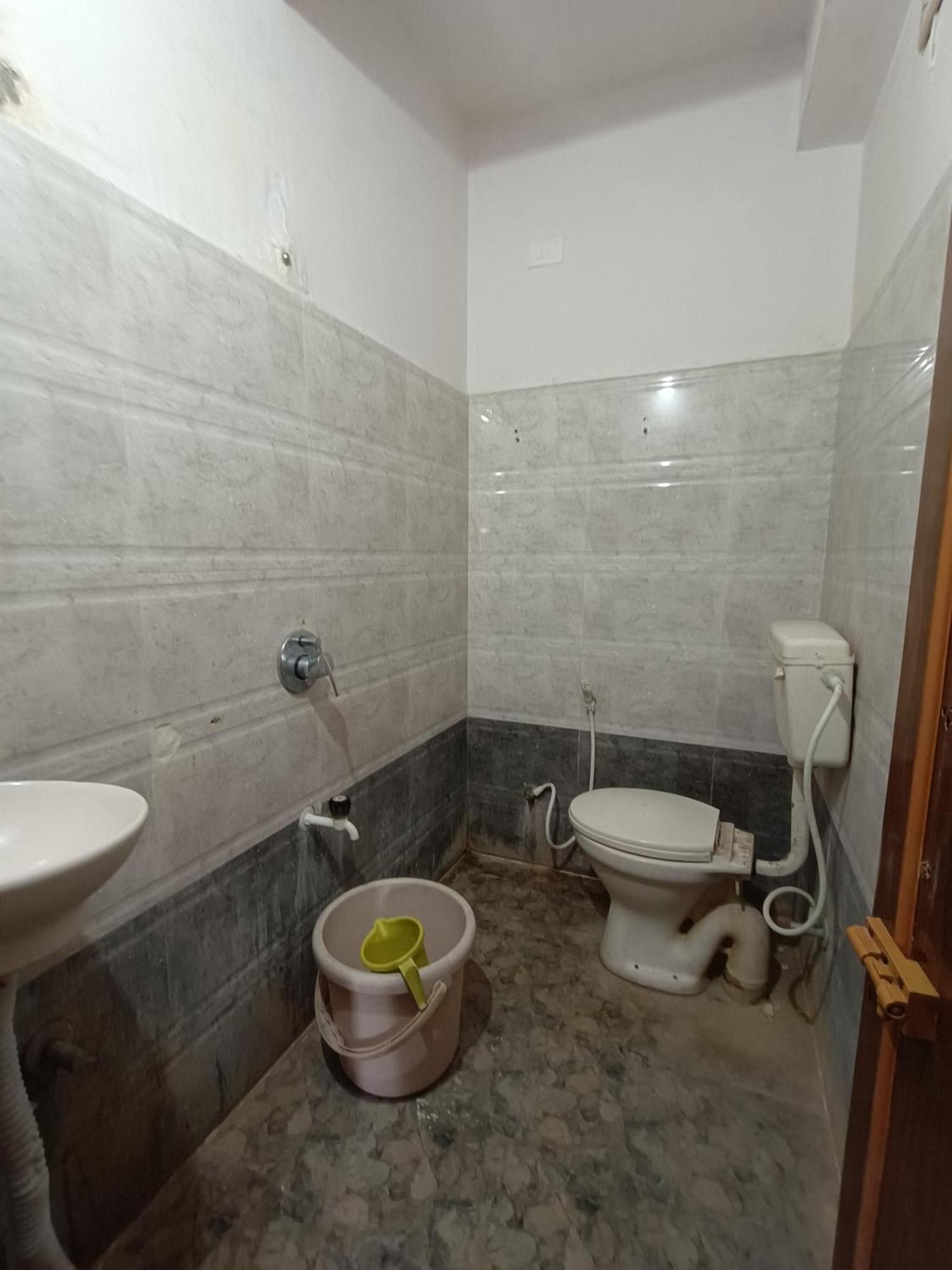 Hotel Malnad Grand Inn Kumbalgod Bagian luar foto
